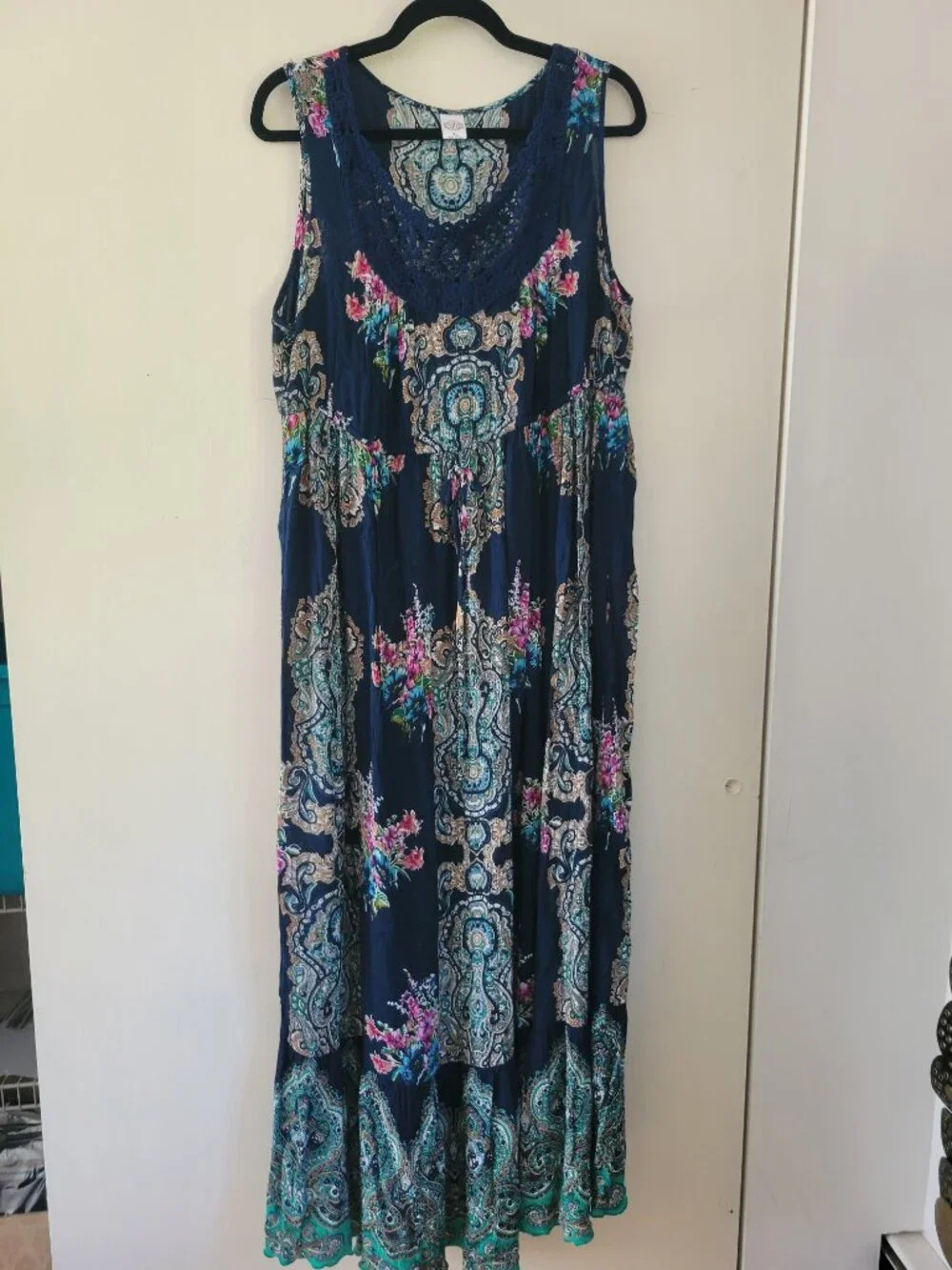 Bila Boho Paisley Floral Maxi Dress Crochet Neckline Drawstring Waist sz XL Navy - Picture 2 of 10